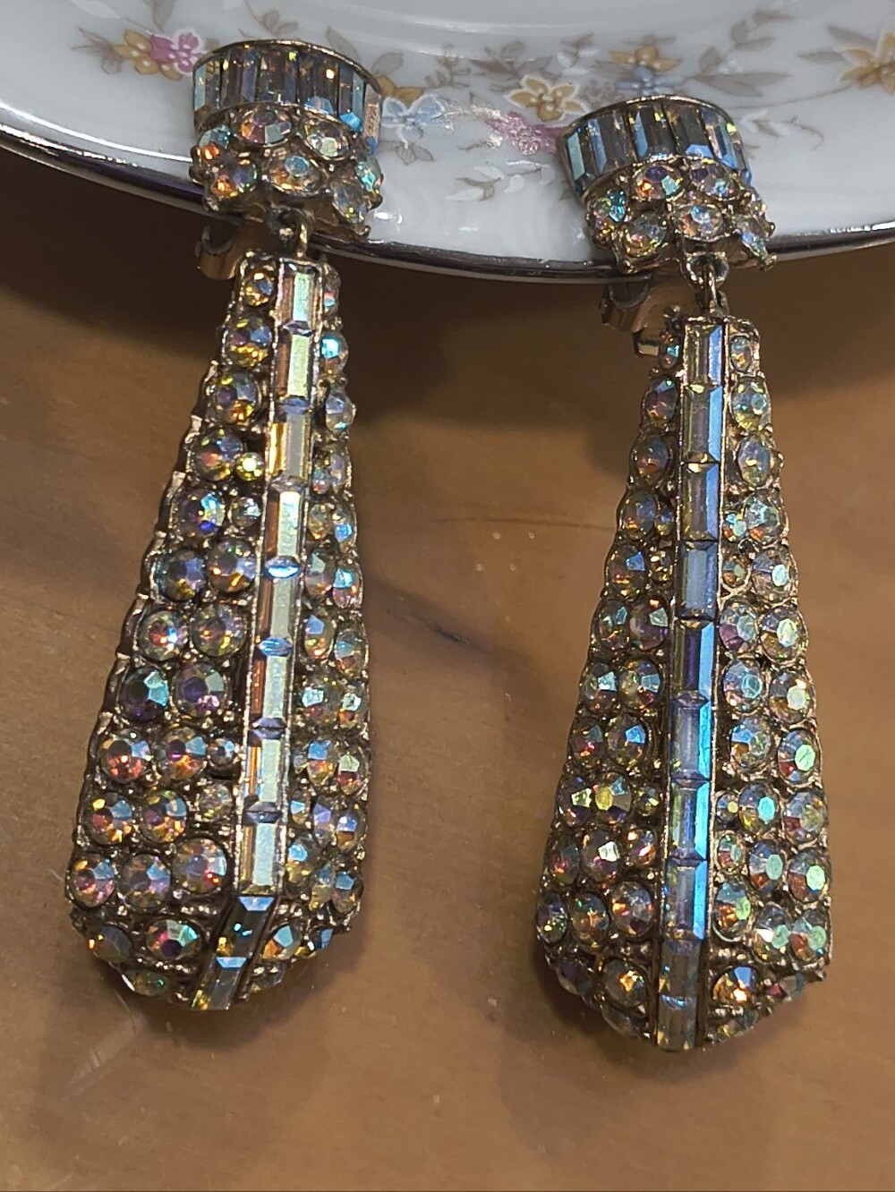Vtg MCM Hollywood Regency AB Rhinestones Long Dangle Statement Clip On Earrings